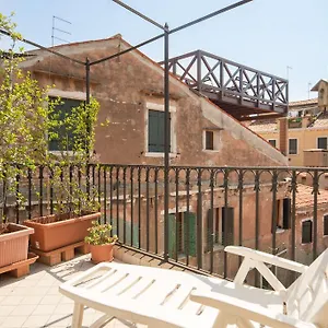 Altanina Apartamento